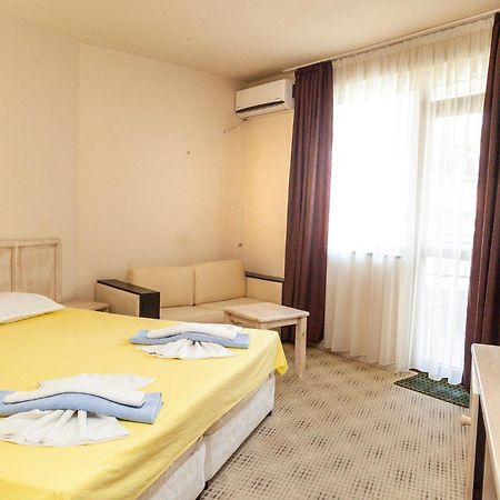 Ravda Bay Guest House Екстер'єр фото