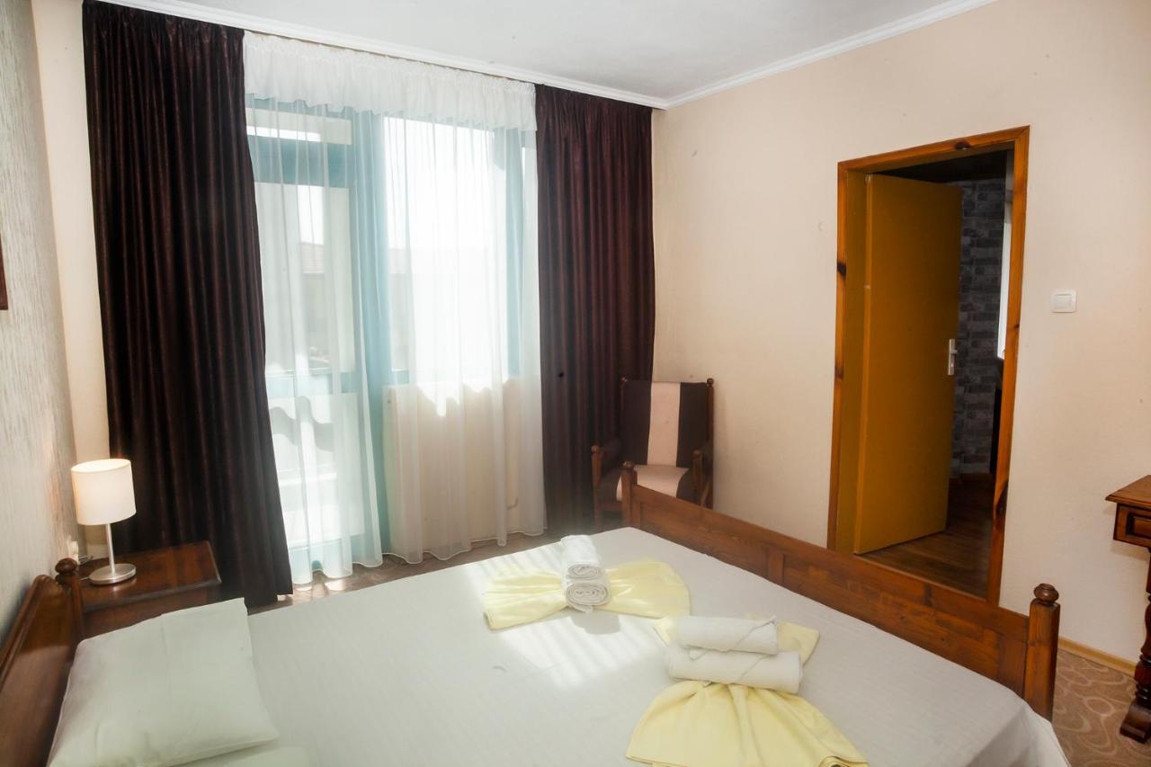 Ravda Bay Guest House Екстер'єр фото