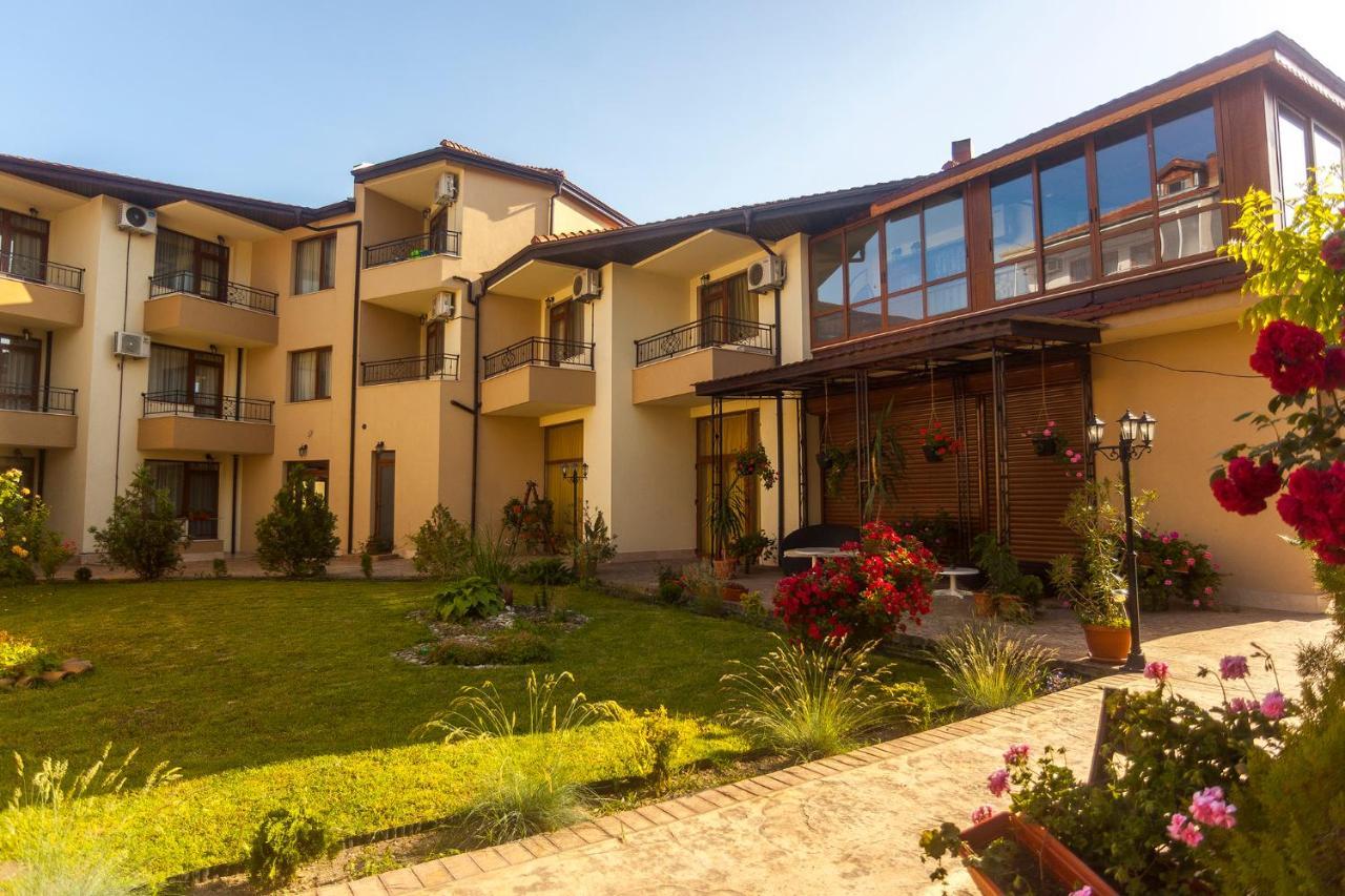 Ravda Bay Guest House Екстер'єр фото