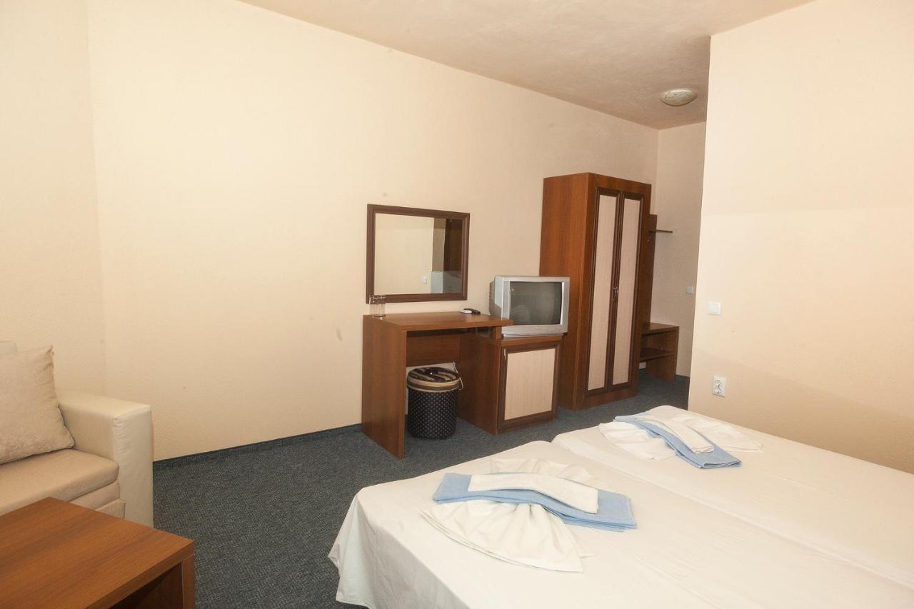 Ravda Bay Guest House Екстер'єр фото